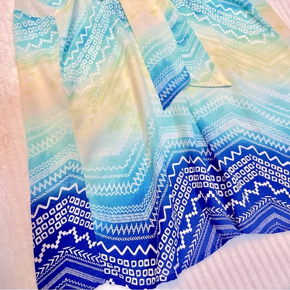 Candies Womens multicolored Size Medium Tank Top Blouse EUC - Picture 4 of 4